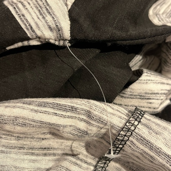 OT Revolution Men’s XL Black and Grey Striped Short Sleeve T-Shirt - Picture 5 of 5